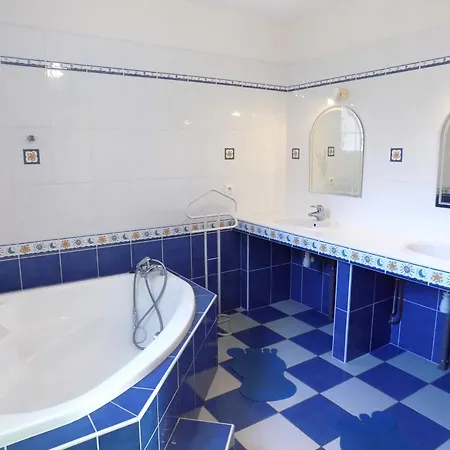 Palais Sur - Belle Maison Individuelle A Proximite Du Marche