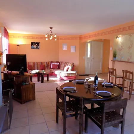 Palais Sur - Belle Maison Individuelle A Proximite Du Marche Villa *