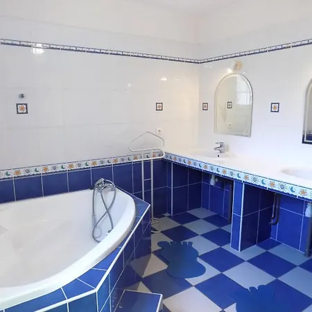 Villa Palais Sur - Belle Maison Individuelle A Proximite Du Marche